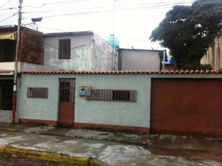 Foto Casa en Venta en Caa de Azucar, Maracay, Aragua - BsF 7.999 - CAV109326 - BienesOnLine