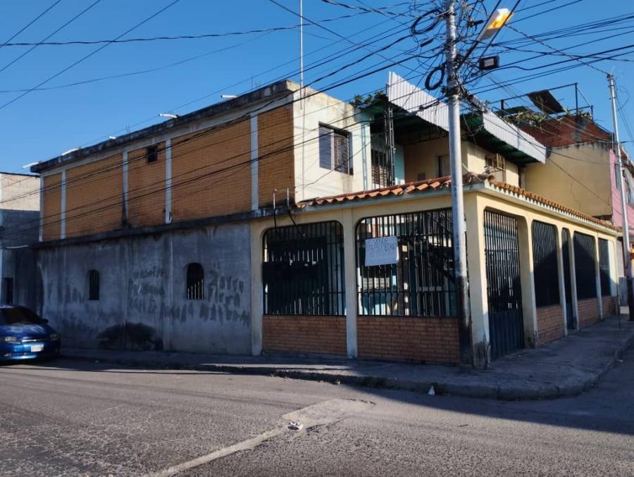 Foto Casa en Venta en Barquisimeto, Lara - U$D 25.000 - CAV205514 - BienesOnLine