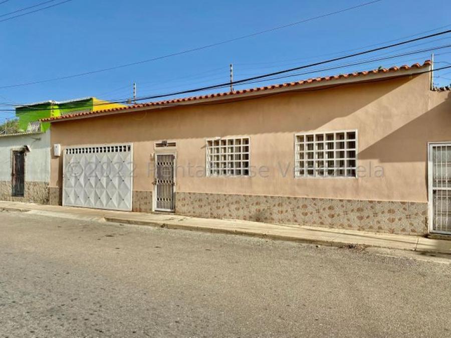 Foto Casa en Venta en centro, Falcn - BsF 15.000 - CAV181822 - BienesOnLine