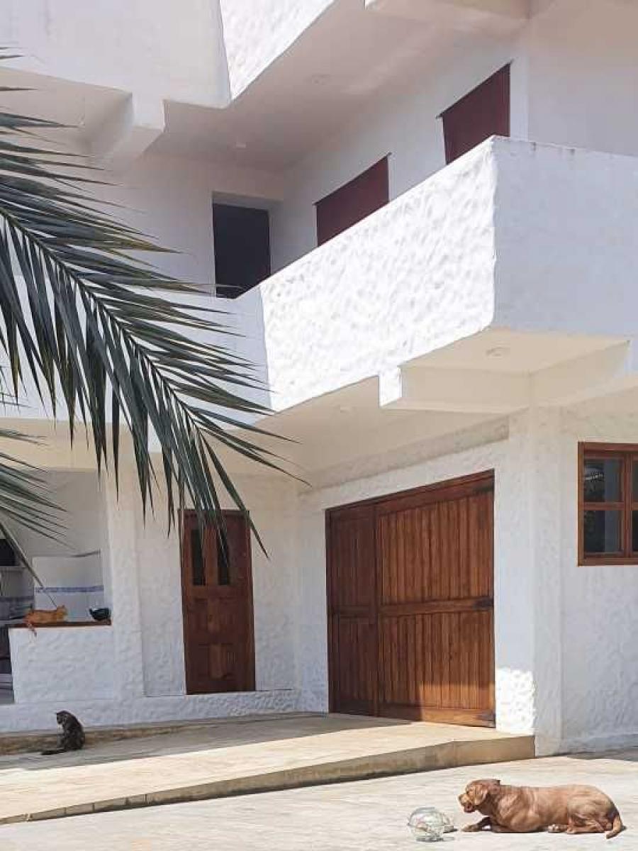 Home in Metric Way