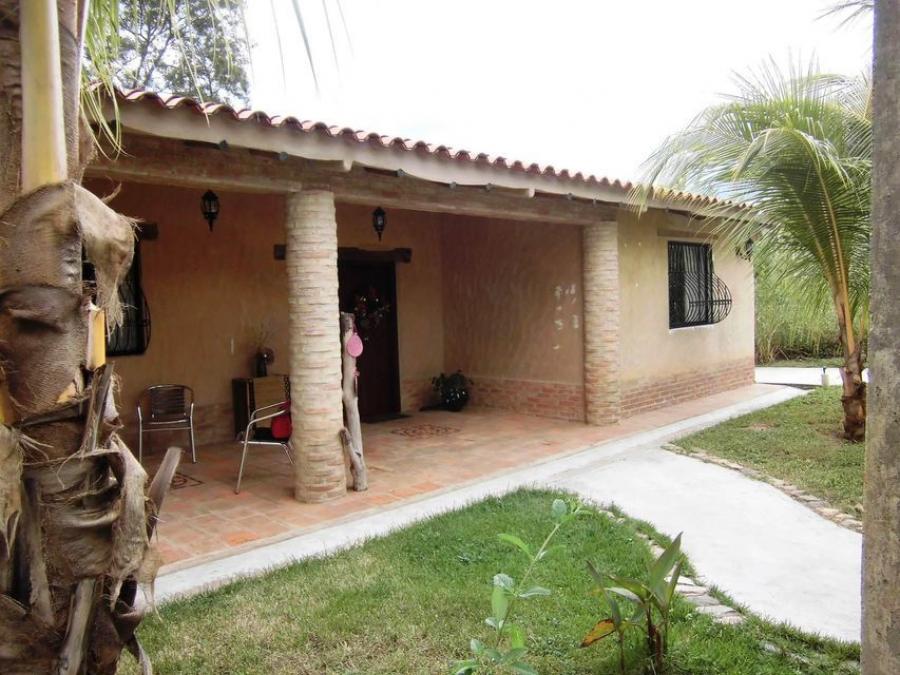 Foto Casa en Venta en Colinas de Guataparo, Valencia, Carabobo - U$D 160.000 - CAV158001 - BienesOnLine