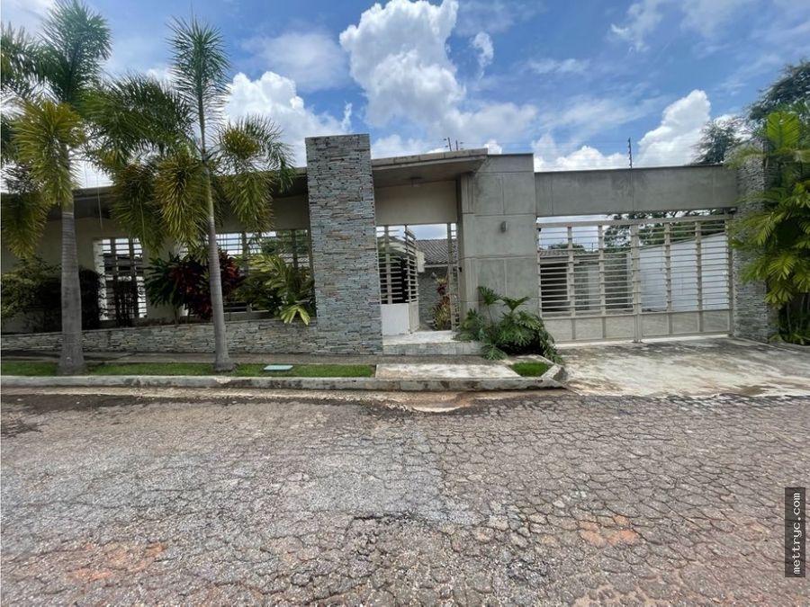 Foto Casa en Venta en Guaparo, Guaparo, Carabobo - U$D 295.000 - CAV200036 - BienesOnLine