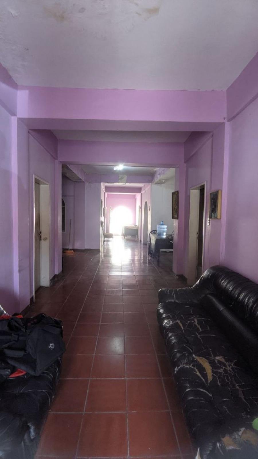 Home in Metric Way
