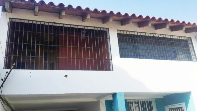 Foto Casa en Venta en Valentin Valiente, Cuman, Sucre - CAV106461 - BienesOnLine