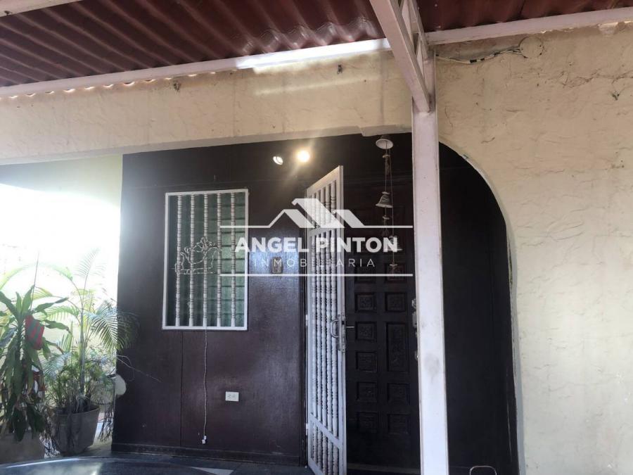 Foto Casa en Venta en Maracaibo, Zulia - U$D 13.000 - CAV205756 - BienesOnLine