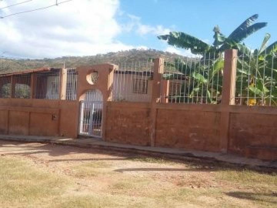 Foto Casa en Venta en San Diego, Carabobo - U$D 30.000 - CAV82145 - BienesOnLine