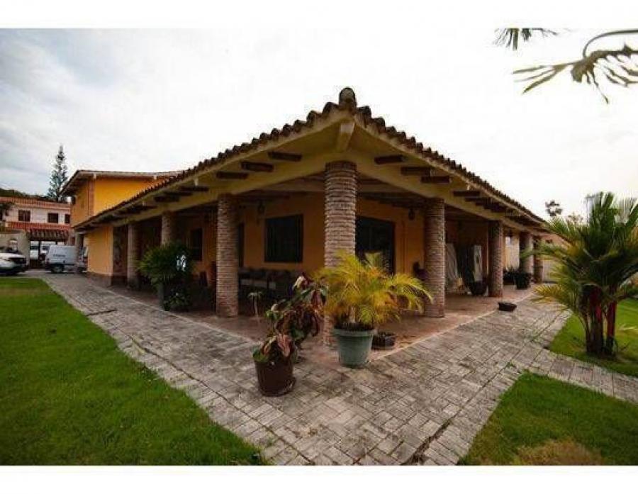 Foto Casa en Venta en Valencia, Valencia, Carabobo - U$D 360.000 - CAV160821 - BienesOnLine