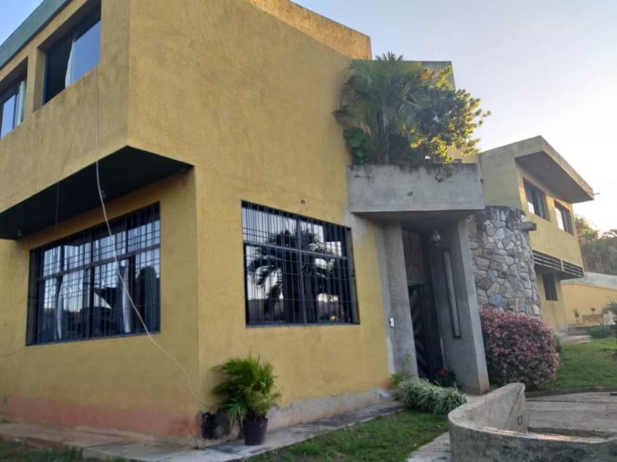 Foto Casa en Venta en GUATAPARO, Valencia, Carabobo - U$D 250.000 - CAV145415 - BienesOnLine