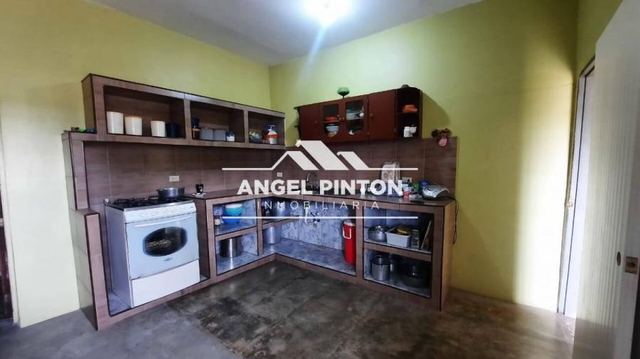 Home in Metric Way