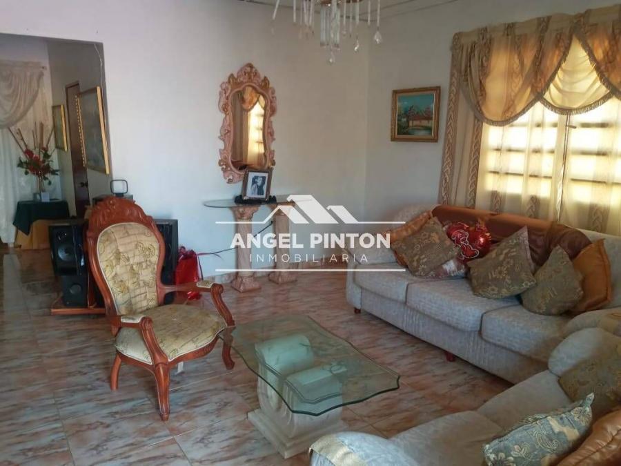 Foto Casa en Venta en Maracaibo, Zulia - U$D 15.000 - CAV206952 - BienesOnLine