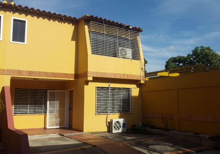 Foto Casa en Venta en Barquisimeto, Lara - BsF 45.000.000 - CAV94748 - BienesOnLine
