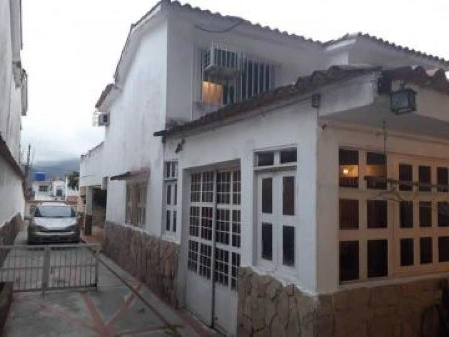 Foto Casa en Venta en Naguanagua, Carabobo - U$D 28.000 - CAV92389 - BienesOnLine