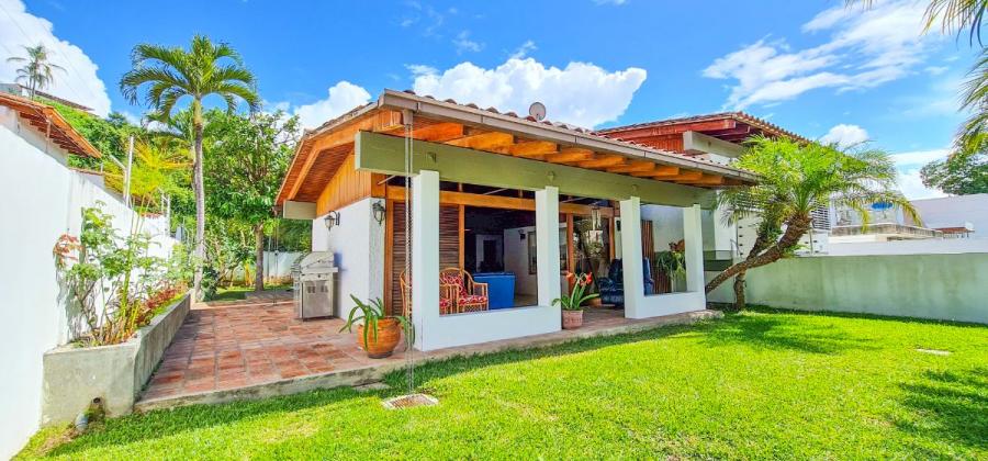 Foto Casa en Venta en Baruta, Caurimare, Miranda - U$D 550.000 - CAV197191 - BienesOnLine
