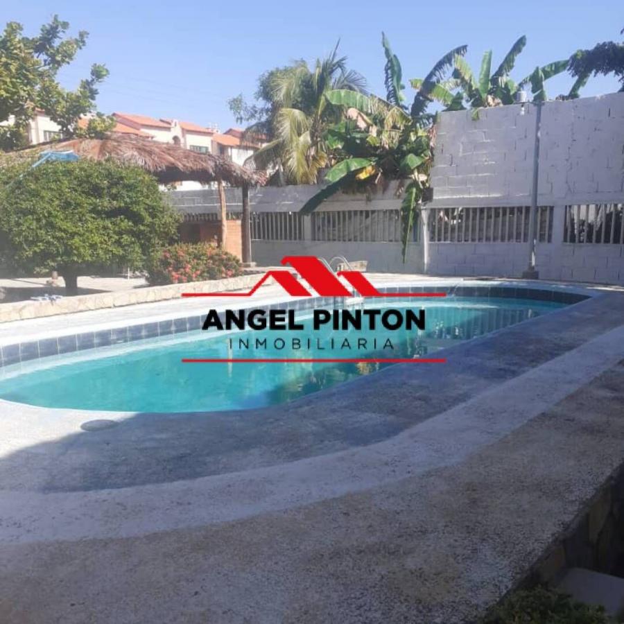 Foto Casa en Venta en Chichiriviche, Chichiriviche, Falcón - U$D 40.000 - CAV173114 - BienesOnLine