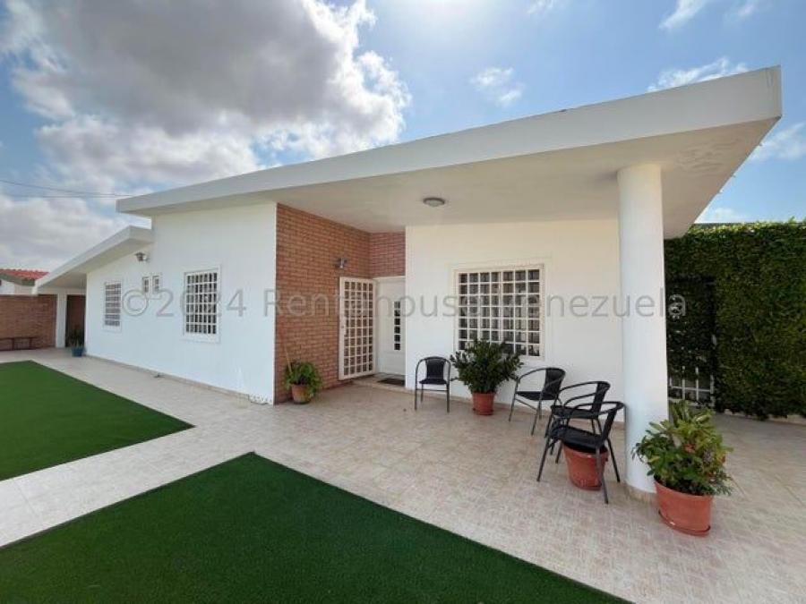 Foto Casa en Venta en Zarabon, Punto Fijo, Falcn - U$D 100.000 - CAV223314 - BienesOnLine