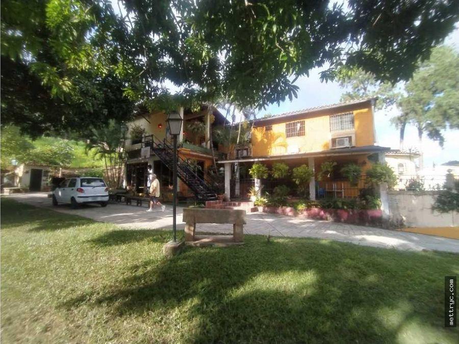 Home in Metric Way
