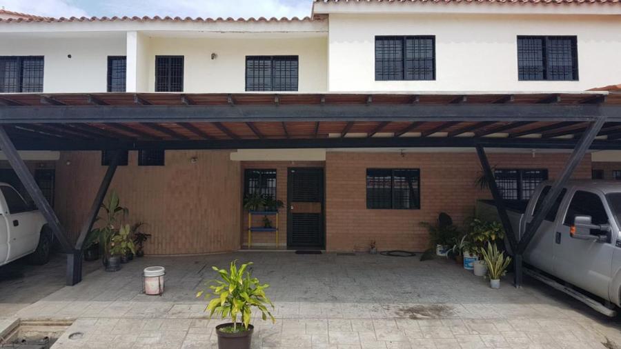 Foto Casa en Venta en Cumboto Norte, Puerto Cabello, Carabobo - U$D 70.000 - CAV169407 - BienesOnLine