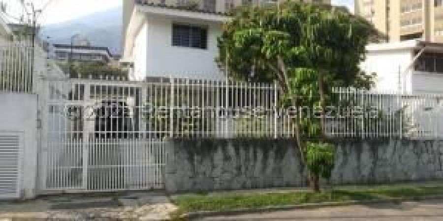 Foto Casa en Venta en el marques, Distrito Federal - U$D 140.000 - CAV225679 - BienesOnLine