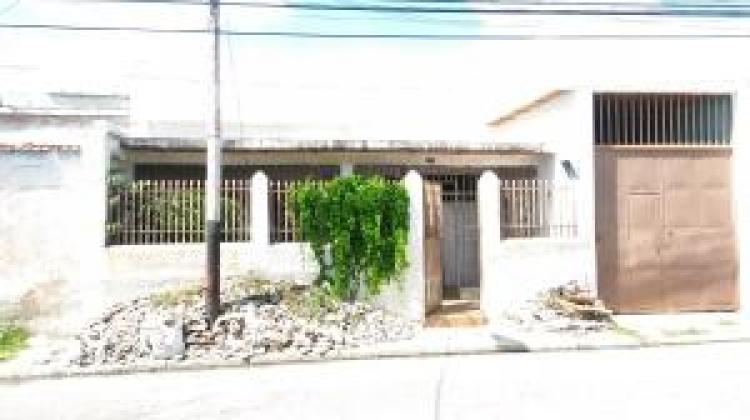Foto Casa en Venta en Maracay, Aragua - BsF 42.000.000 - CAV70271 - BienesOnLine