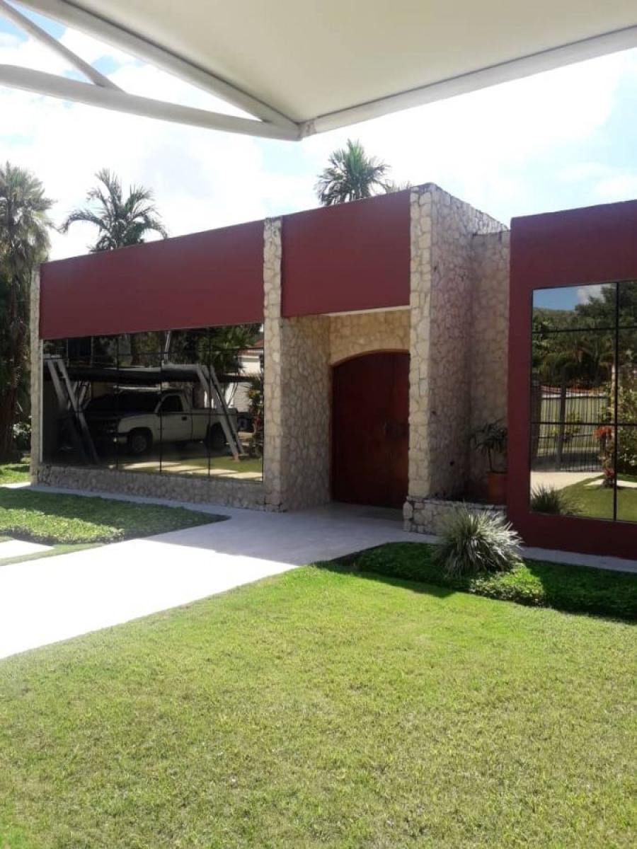 Foto Casa en Venta en GUATAPARO, Valencia, Carabobo - U$D 350.000 - CAV144697 - BienesOnLine