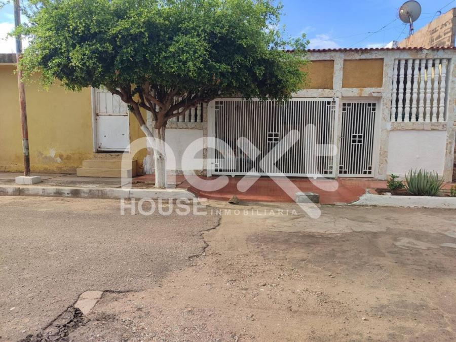 Foto Casa en Venta en Maracaibo, Zulia - U$D 8.000 - CAV217437 - BienesOnLine