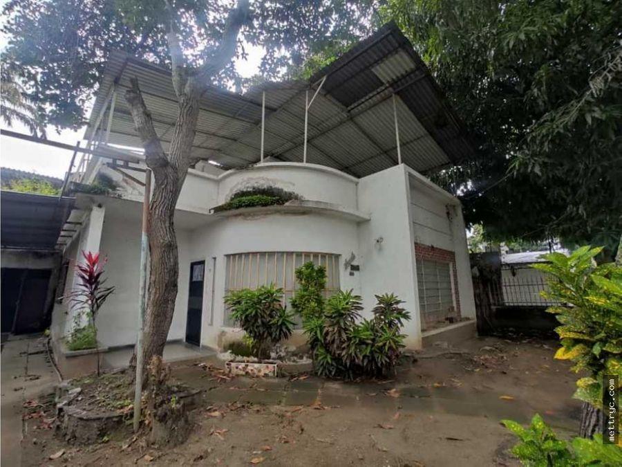 Home in Metric Way