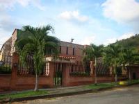Casa en Venta en Guataparo Valencia