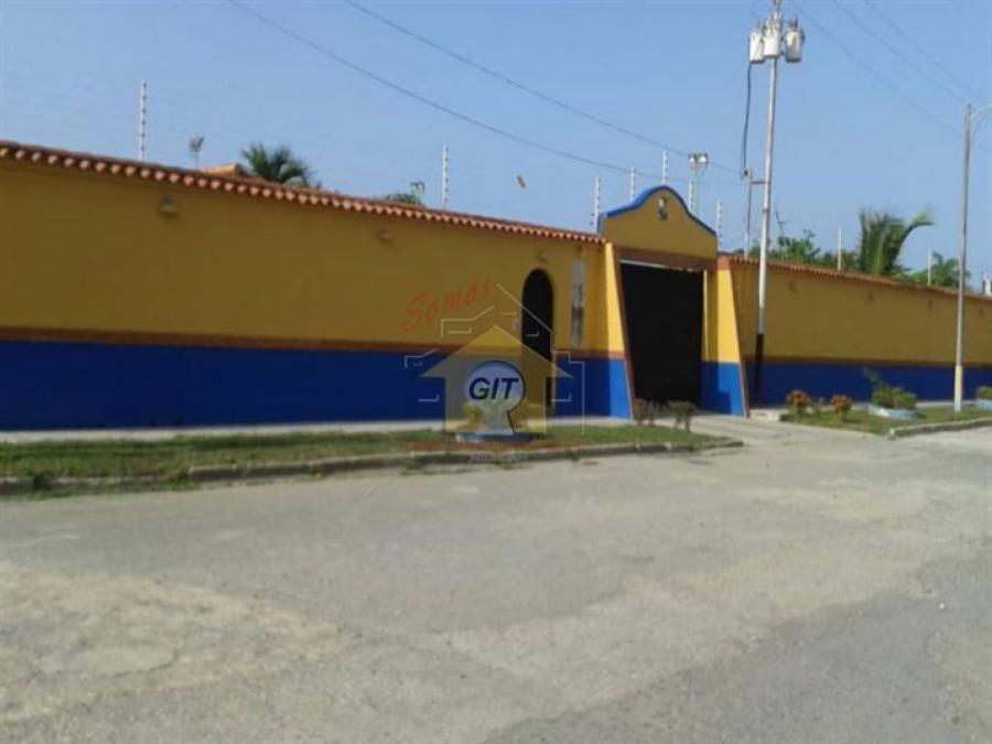 Foto Hacienda en Venta en Higuerote, Miranda - U$D 400.000 - HAV174443 - BienesOnLine