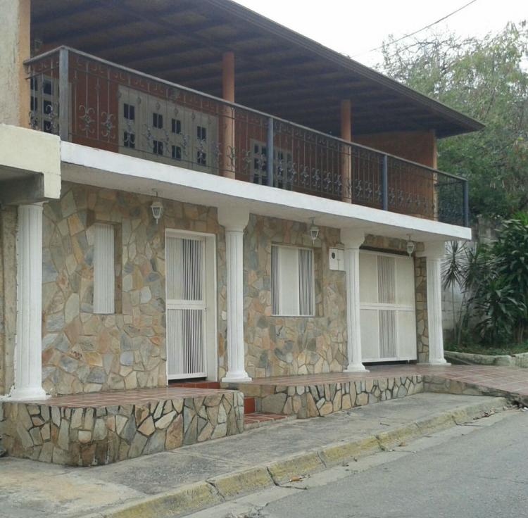 Foto Casa en Venta en Maracay, Aragua - U$D 60.000 - CAV99621 - BienesOnLine