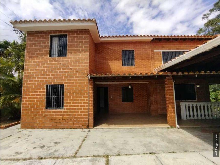 Foto Casa en Venta en Entrada Altamira, Entrada Altamira, Carabobo - U$D 45.000 - CAV200547 - BienesOnLine