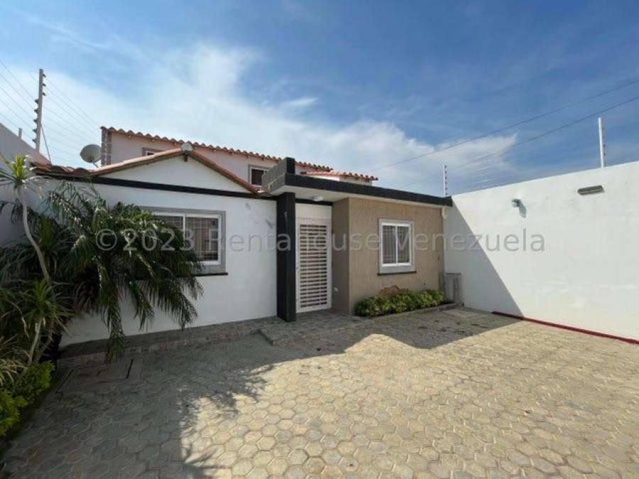 Foto Casa en Venta en Puerta Maraven, Punto Fijo, Falcn - U$D 30.000 - CAV223914 - BienesOnLine