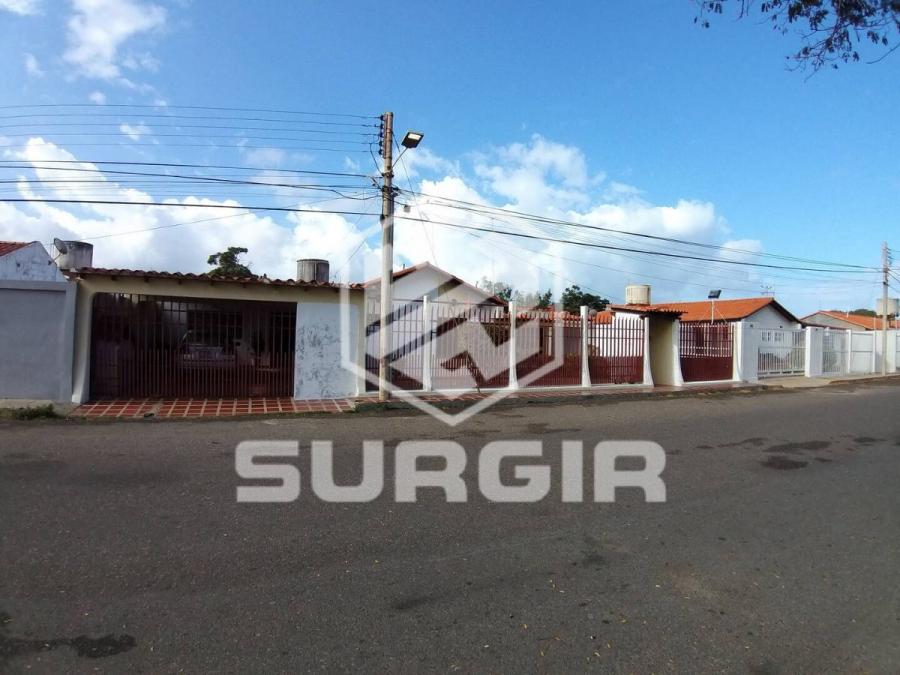 Foto Casa en Venta en Carirubana, Punto Fijo, Falcn - U$D 25.000 - CAV189420 - BienesOnLine