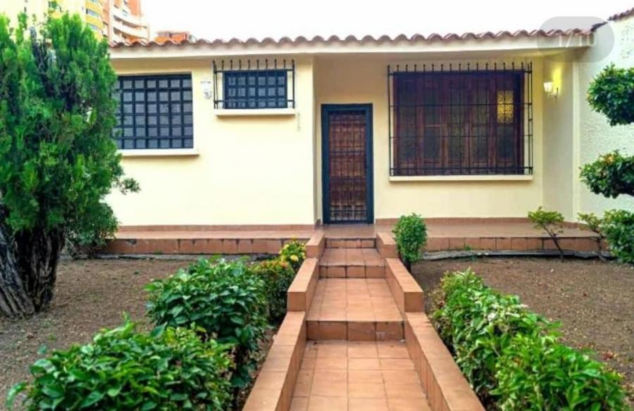 Home in Metric Way