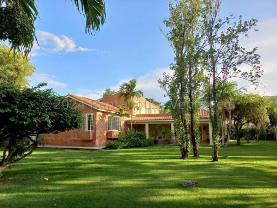 Foto Casa en Venta en San Diego, Valencia, Carabobo - U$D 380.000 - CAV254215 - BienesOnLine