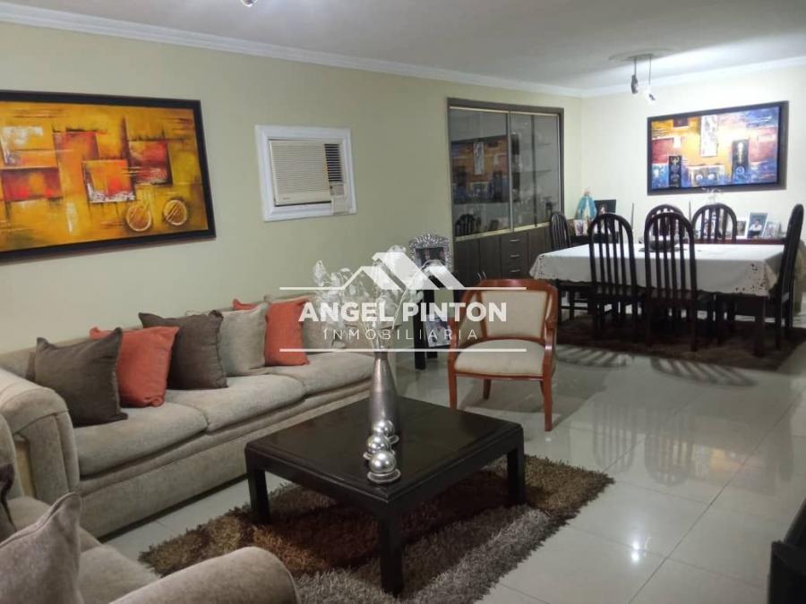 Foto Casa en Venta en Maracaibo, Zulia - U$D 24.000 - CAV221352 - BienesOnLine