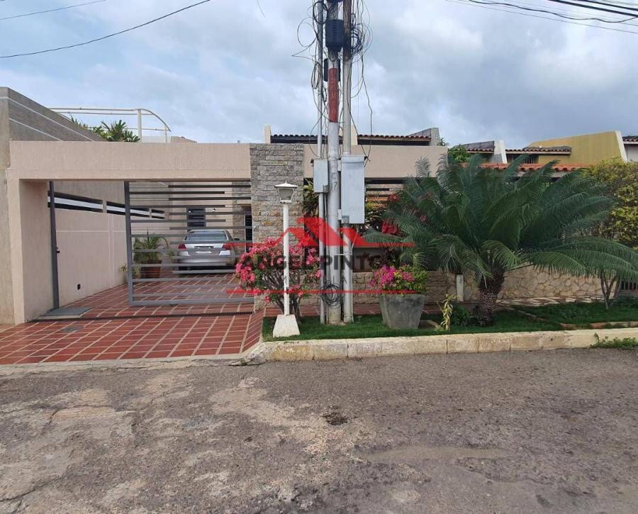 Foto Casa en Venta en Maracaibo, Zulia - U$D 28.000 - CAV186130 - BienesOnLine