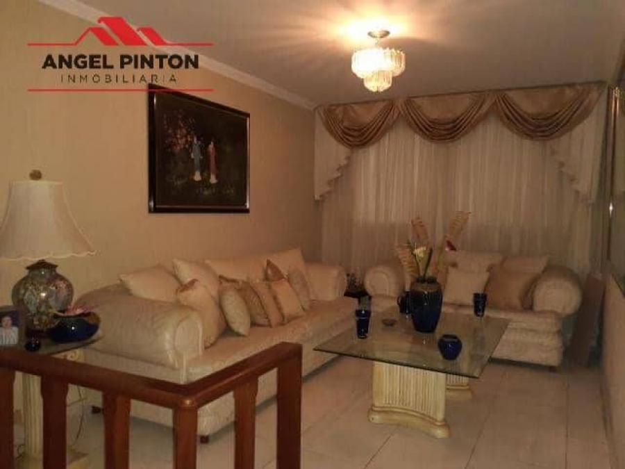 Foto Casa en Venta en Maracaibo, Zulia - U$D 25.000 - CAV177482 - BienesOnLine