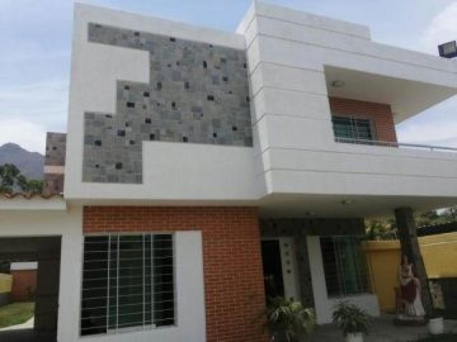 Foto Casa en Venta en San Diego, Carabobo - U$D 180.000 - CAV98844 - BienesOnLine