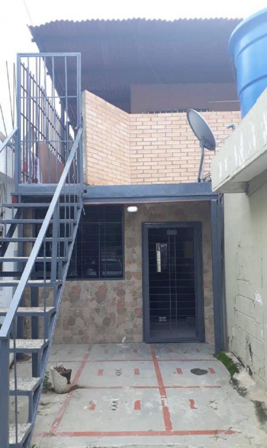 Foto Casa en Venta en Naguanagua, Carabobo - U$D 30.000 - CAV153469 - BienesOnLine