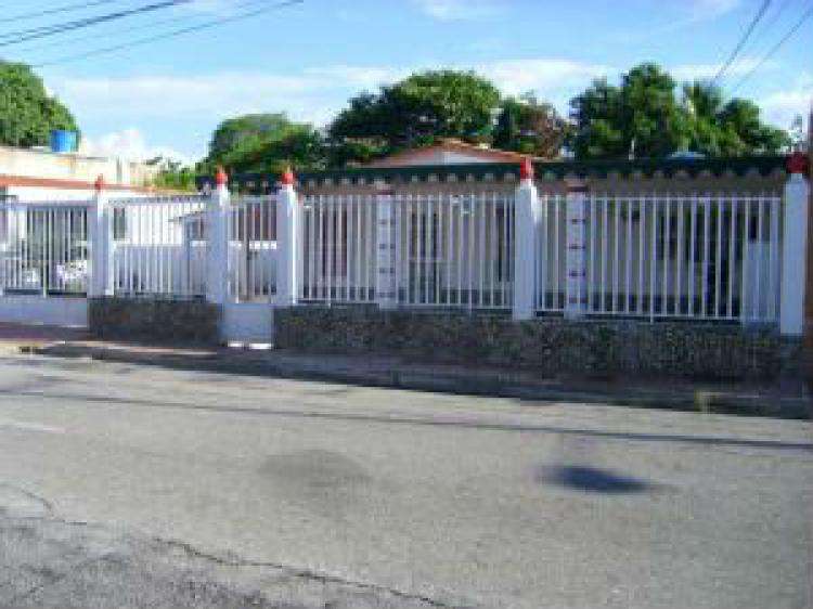 Foto Casa en Venta en Maracay, Aragua - BsF 25.000.000 - CAV67760 - BienesOnLine