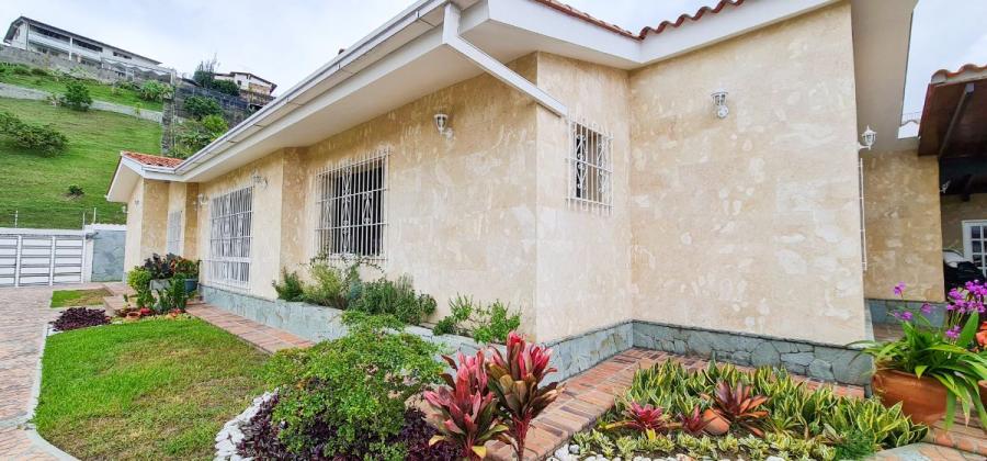 Foto Casa en Venta en Macaracuay, Caracas, Miranda - U$D 400.000 - CAV197147 - BienesOnLine