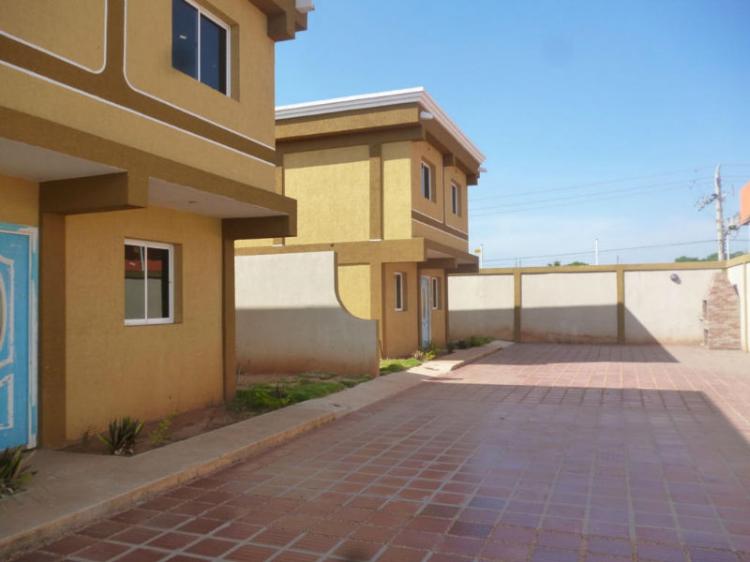 Foto Casa en Venta en Cumbres de Maracaibo, Maracaibo, Zulia - BsF 3.000.000 - CAV51581 - BienesOnLine