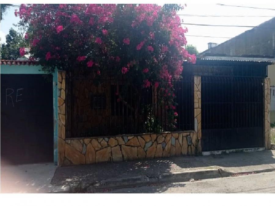 Foto Casa en Venta en Maracay, Aragua - U$D 50.000 - CAV226013 - BienesOnLine