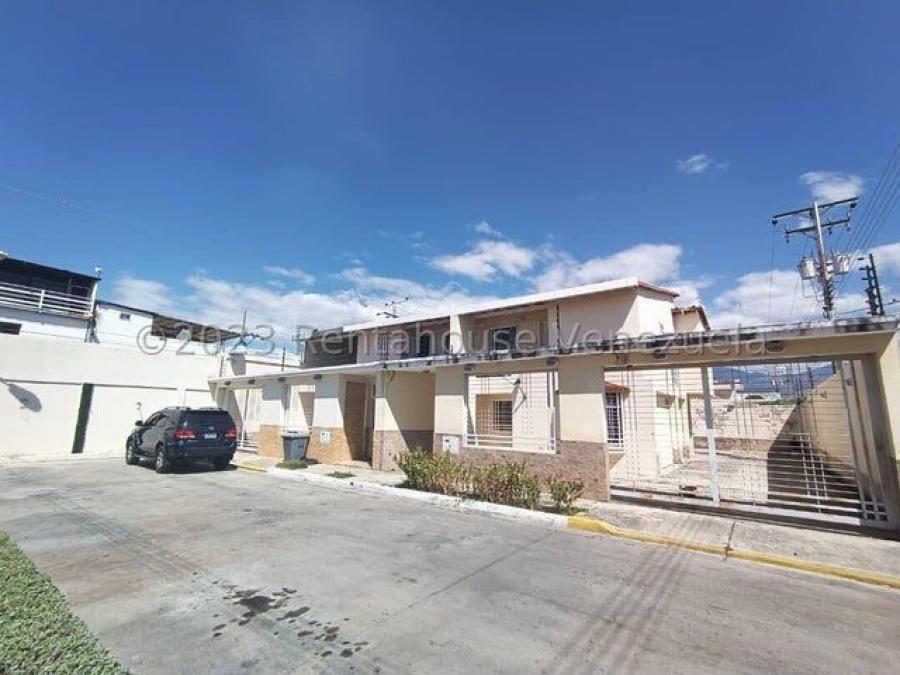 Foto Casa en Venta en Townhouse Calle Principal  Av. Romulo Gallego, Turmero, Aragua - U$D 46.000 - CAV208112 - BienesOnLine