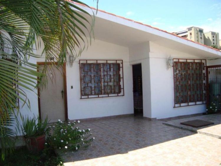 Foto Casa en Venta en Maracay, Maracay, Aragua - BsF 1.450.000 - CAV42344 - BienesOnLine