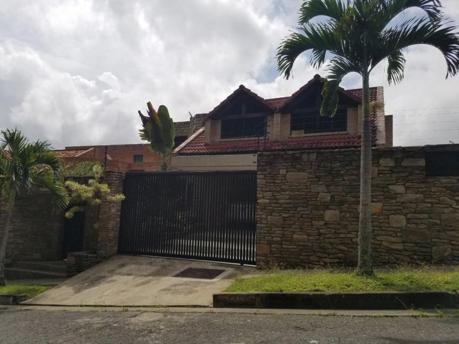 Foto Casa en Venta en el hatillo, oripoto, Distrito Federal - U$D 240.000 - CAV204758 - BienesOnLine