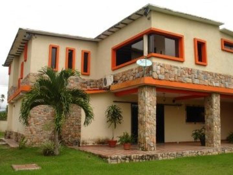 Foto Casa en Venta en Tocuyito, Carabobo - U$D 68.000 - CAV119808 - BienesOnLine