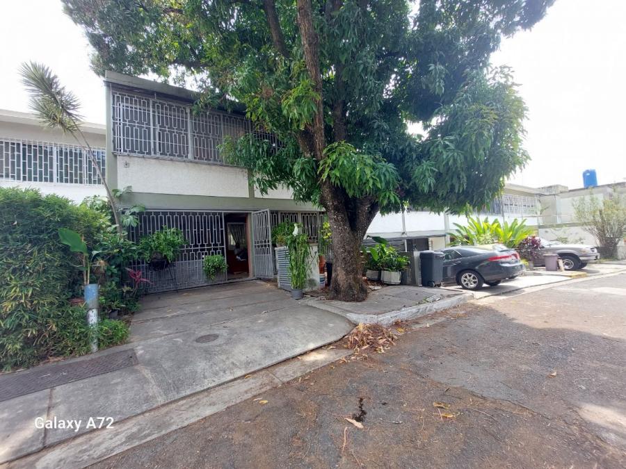 Foto Casa en Venta en San Bernardino, Distrito Federal - U$D 150.000 - CAV204803 - BienesOnLine
