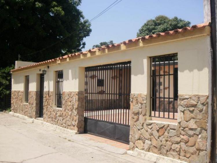 Foto Casa en Venta en San Bernardo, San Joaqun, Carabobo - BsF 1.785.000 - CAV50261 - BienesOnLine