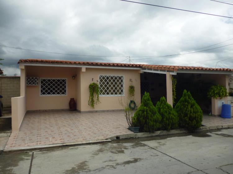 Foto Casa en Venta en La Ensenada, San Joaqun, Carabobo - BsF 1.700.000 - CAV49882 - BienesOnLine